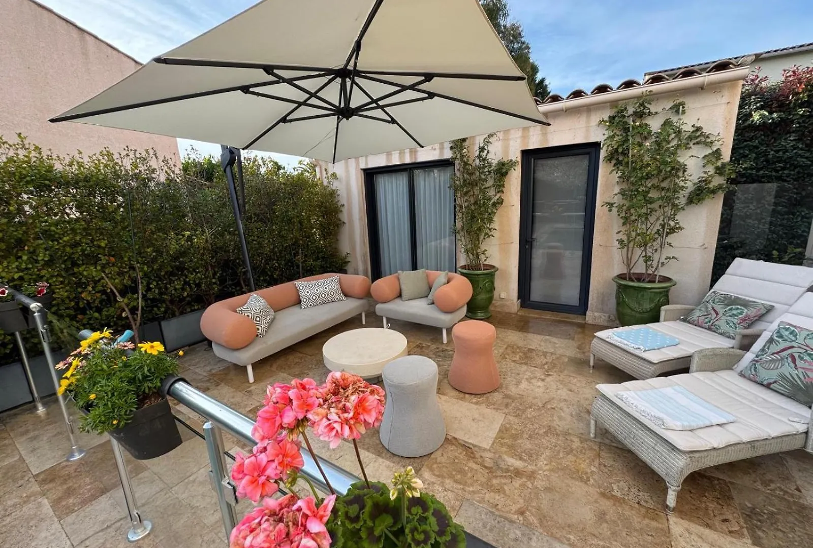 Villa Elimia Piscine Privee & Chauffee Antibes